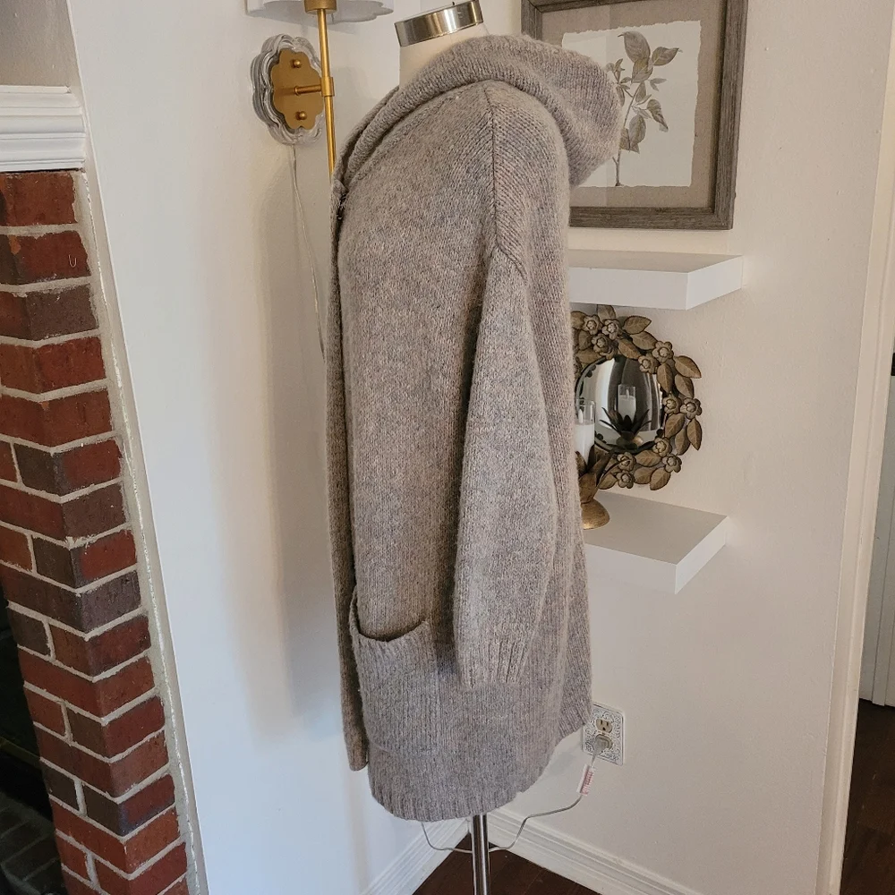 Free People Eyes On You Cozy Gray Tan Hooded Sweater XS